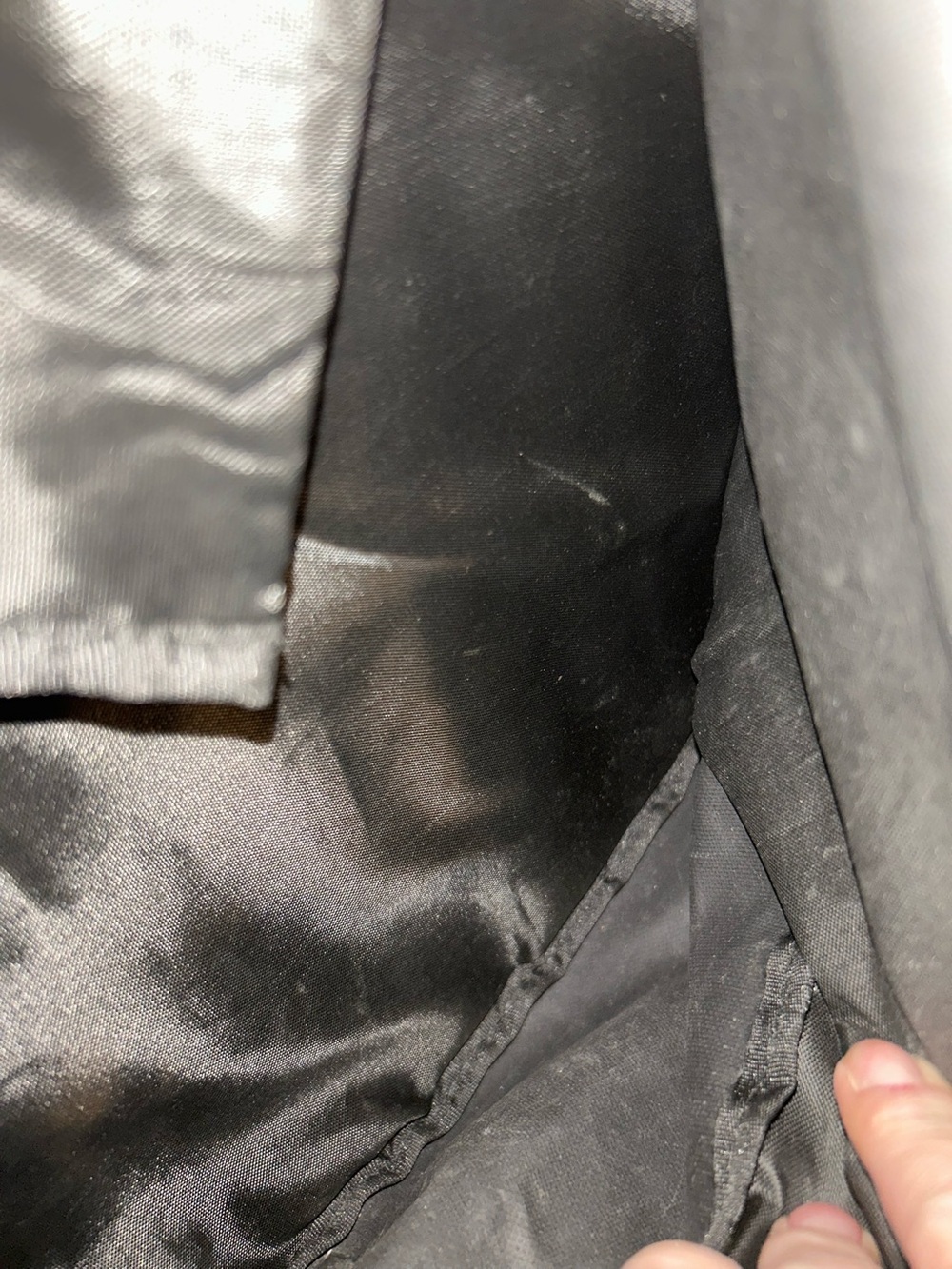 Reebok sling sports bag / like new - Picture 11 of 15